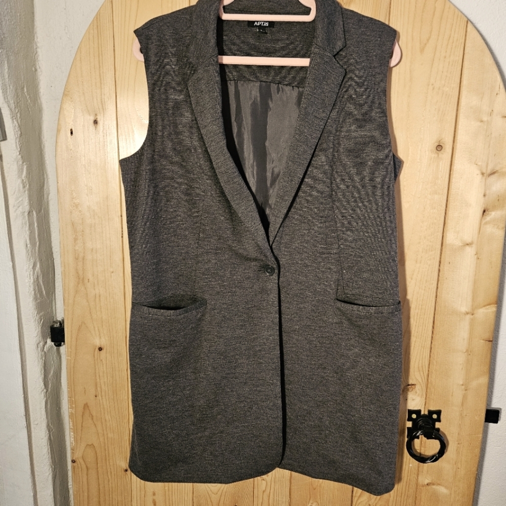Apt. 9 Long GREY VEST, size Large